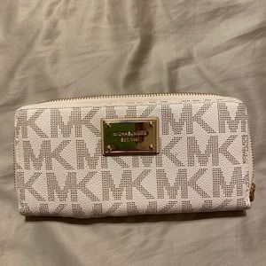 Michael Kors clutch